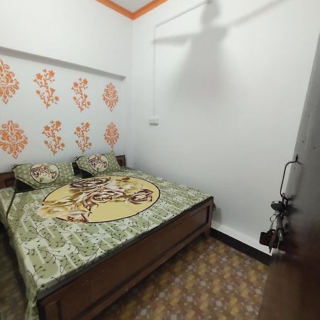 Awadh Guest House Ayodhya Екстер'єр фото